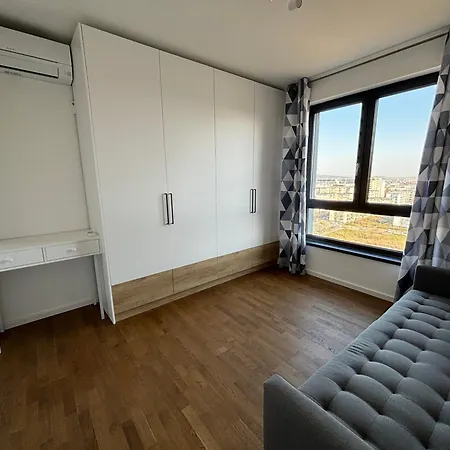 Apartment Penthouse Park Lake Iulius *