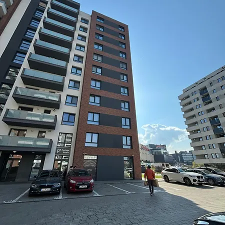 Apartment Penthouse Park Lake Iulius *