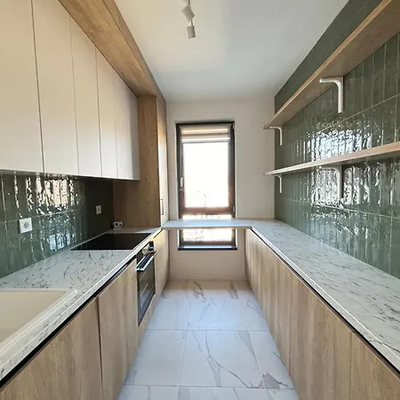 Penthouse Park Lake Iulius Apartment *